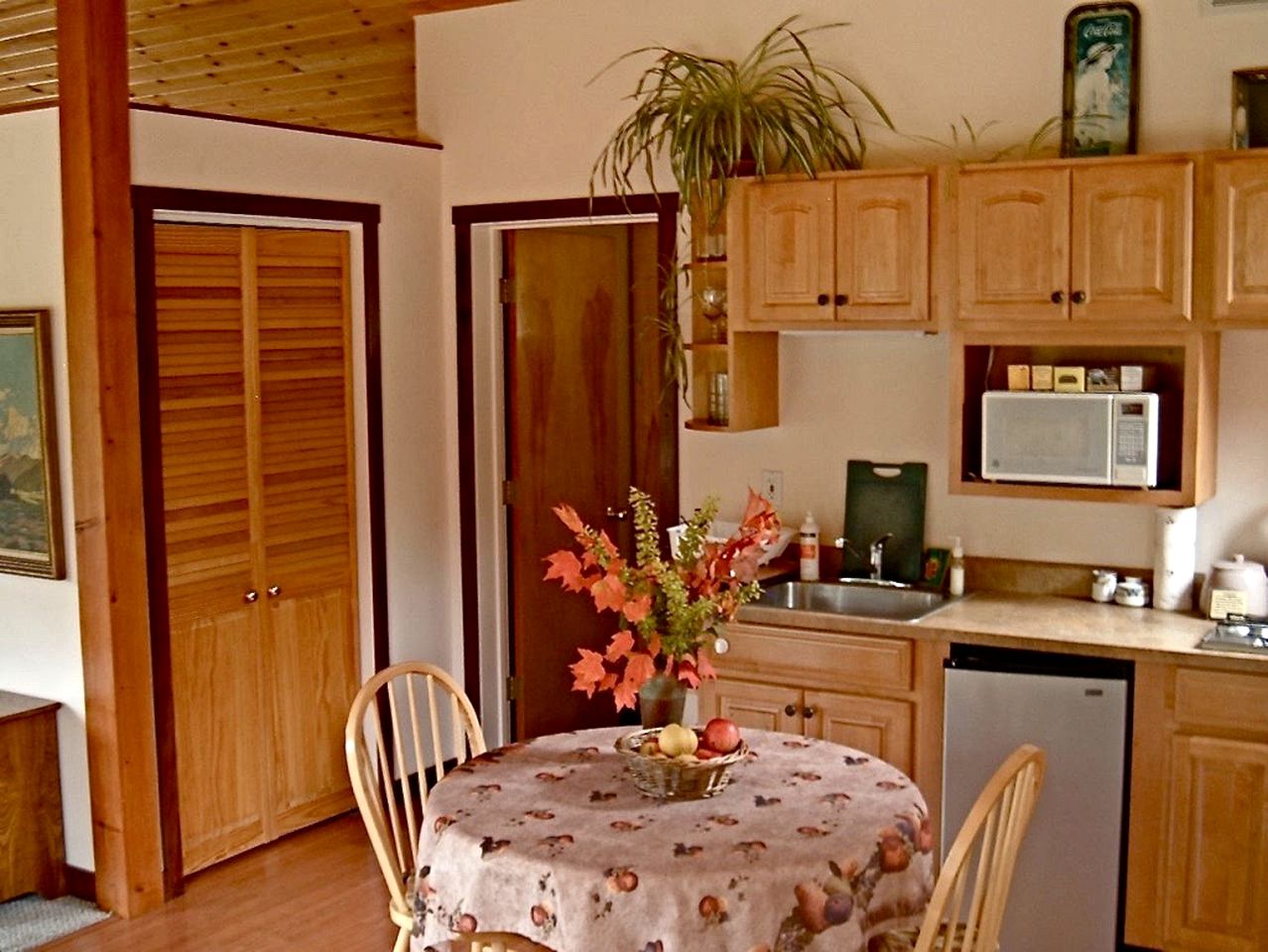 Rural Vacation Cottage near the Coast and the Town of Albion in Northern California