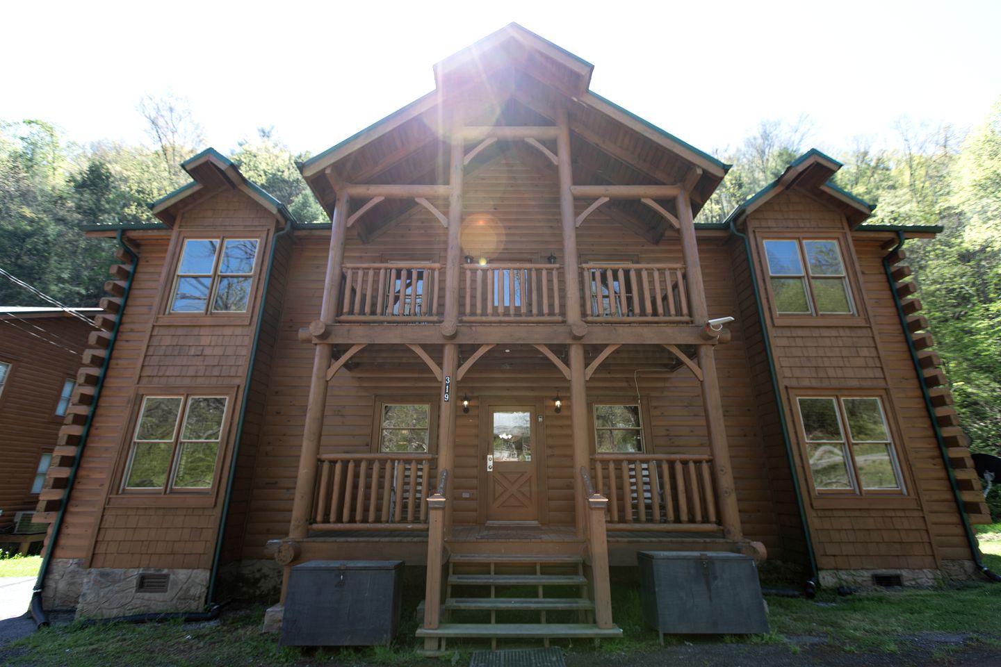 Incredible Cabin Rental for Corporate Retreats and Family Vacations in Tennessee