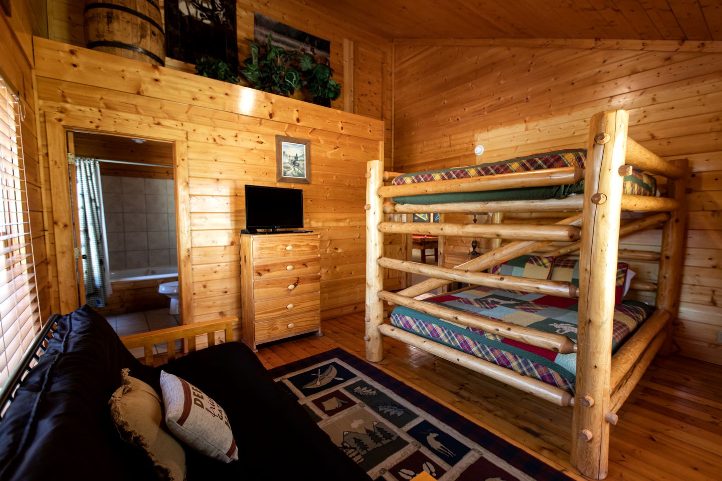 Incredible Cabin Rental for Corporate Retreats and Family Vacations in Tennessee