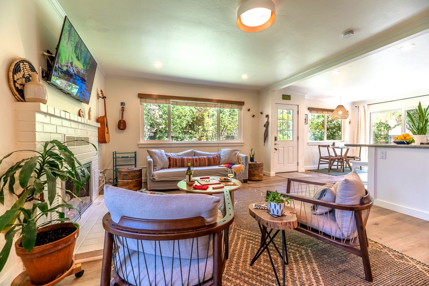 Charming River Cottage with Fenced Yard & Walkable River Access near Downtown Guerneville, California