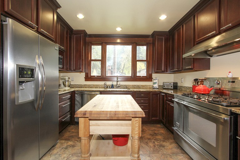 Log Cabins (Guerneville, California, United States)