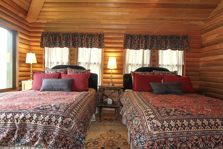 Log Cabins (Guerneville, California, United States)