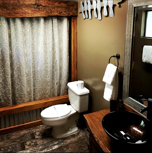 Cabins (United States of America, Big Bear Lake, California)