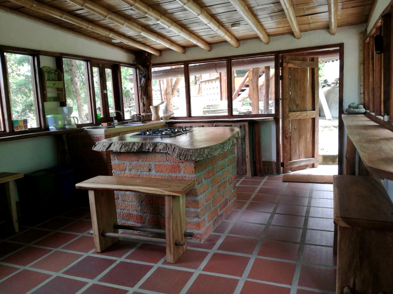 Rustic Accommodation near Ample Outdoor Activities in Salento, Colombia