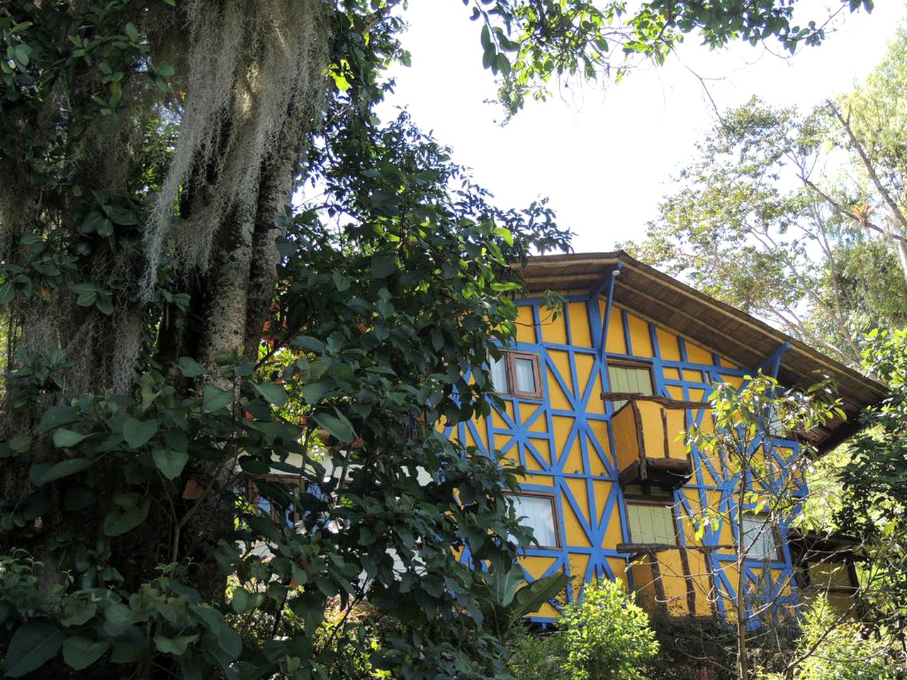 Rustic Accommodation near Ample Outdoor Activities in Salento, Colombia