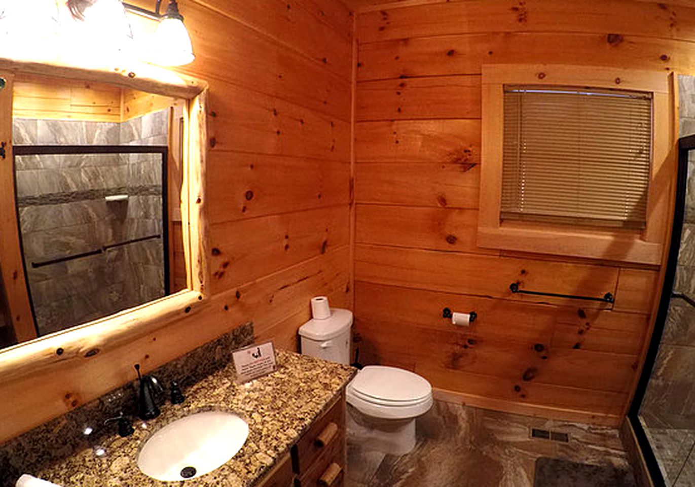 Luxurious Log Cabin Getaway with a Hot Tub in Dobson, North Carolina