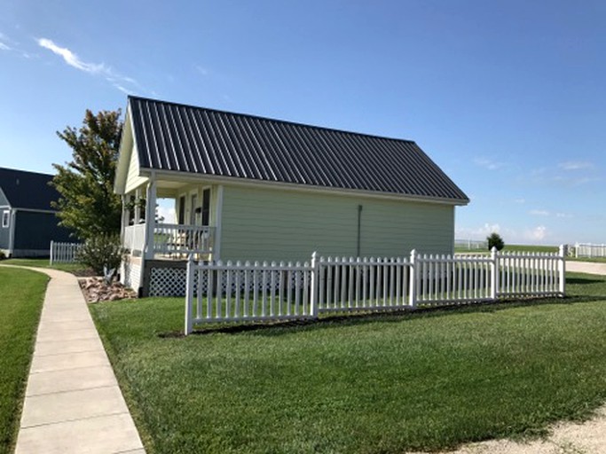 Cottages (Lawson, Missouri, United States)