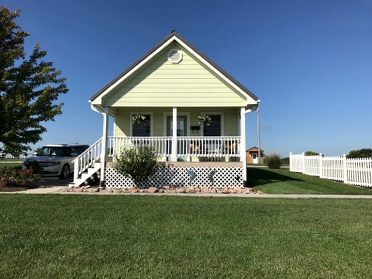 Lakeside Cottage Rental Perfect for Families in Lawson, Missouri