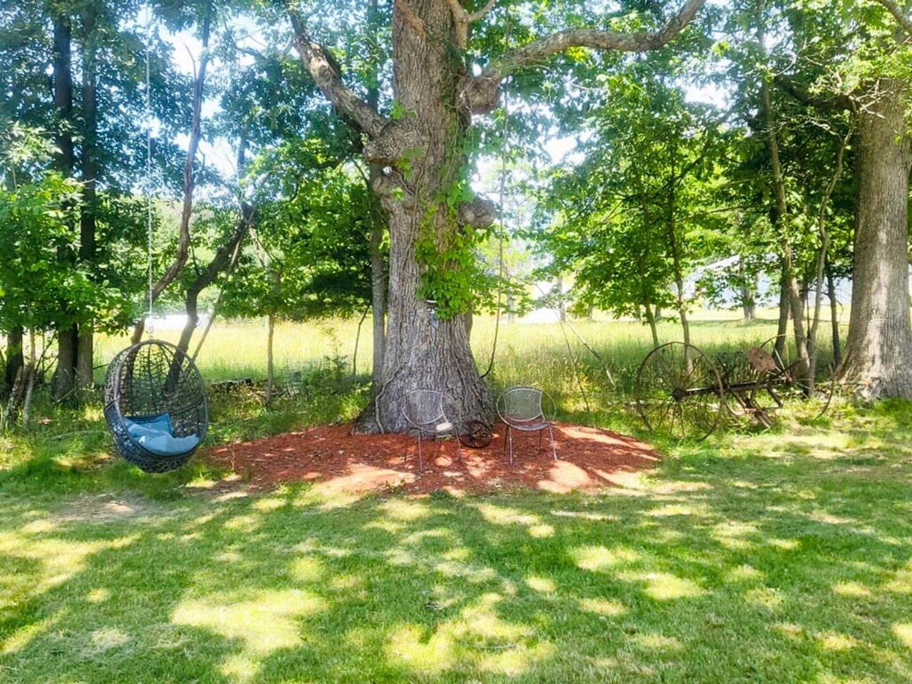 Rustic Mountain Barn Retreat with Private Hot Tub Near Lost River State Park in Wardensville, West Virginia