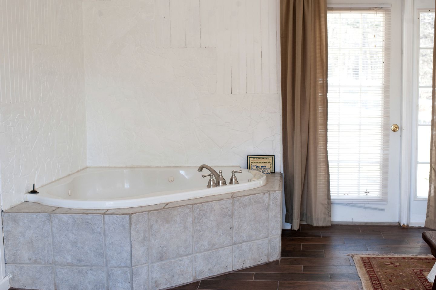 Rustic Bed and Breakfast Cottage Rental in Bucks County, Pennsylvania