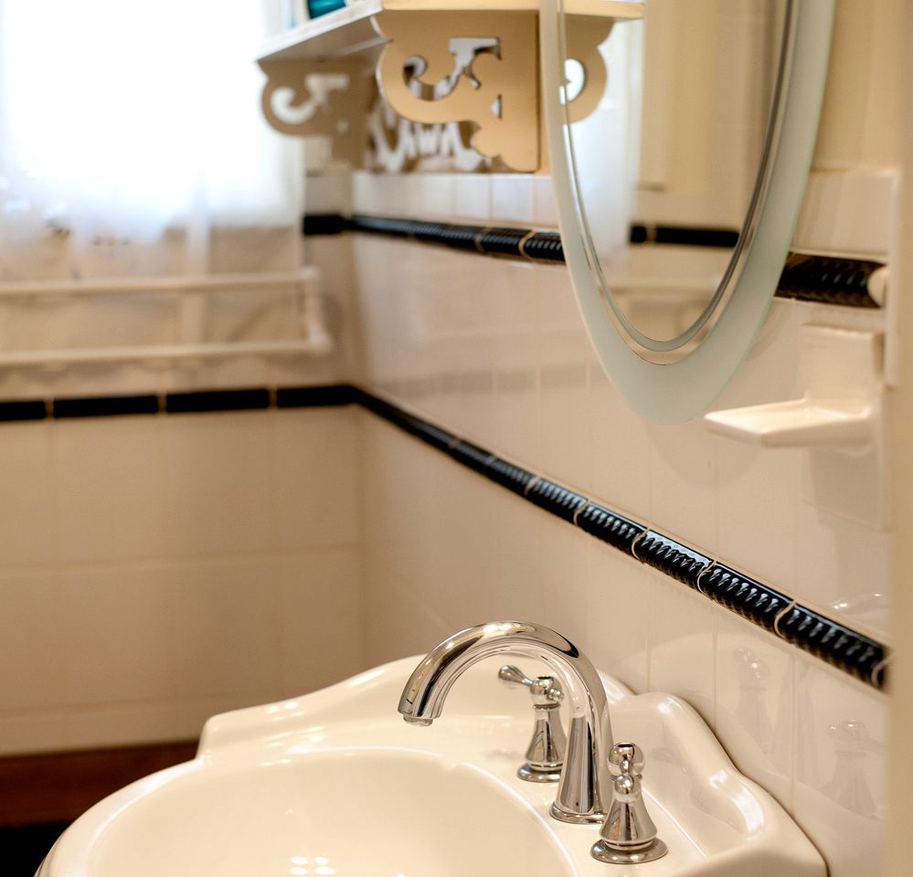 Rustic Bed and Breakfast Cottage Rental in Bucks County, Pennsylvania