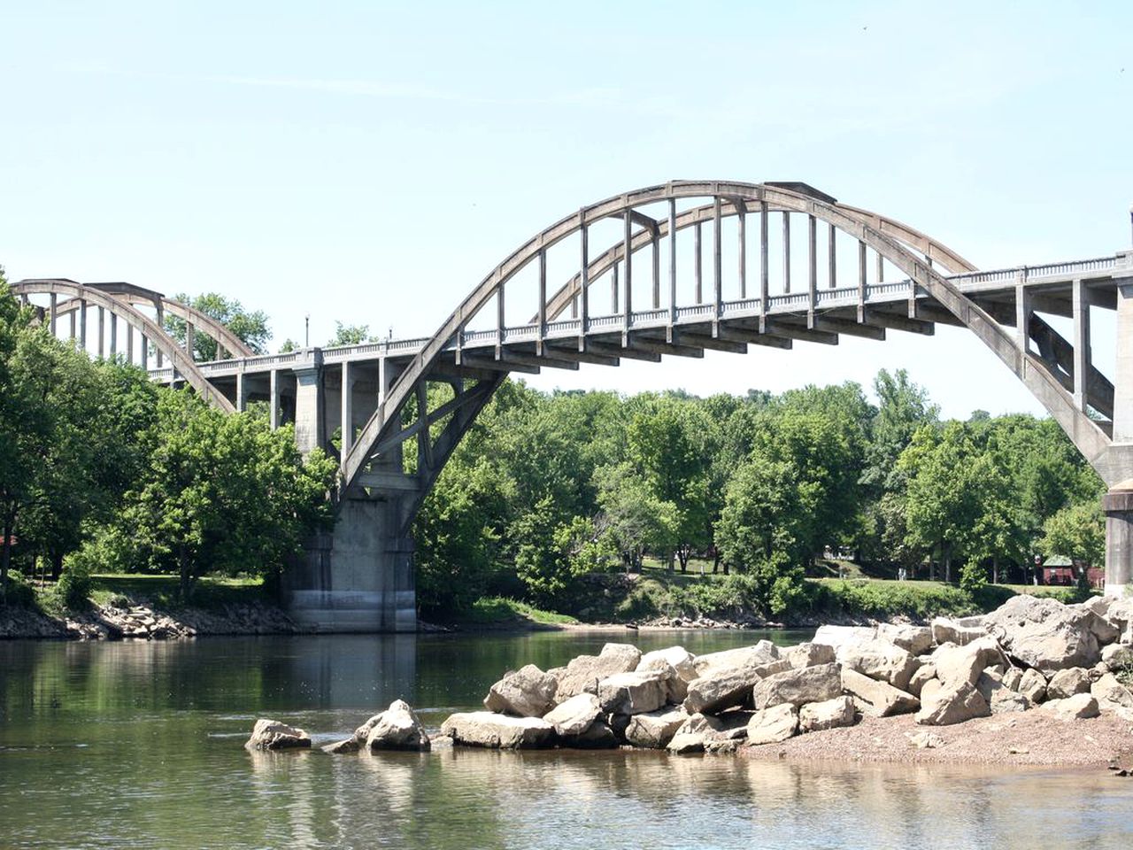 Gorgeous Rustic Log Cabin Rental with Fire Pit in Cotter, Arkansas