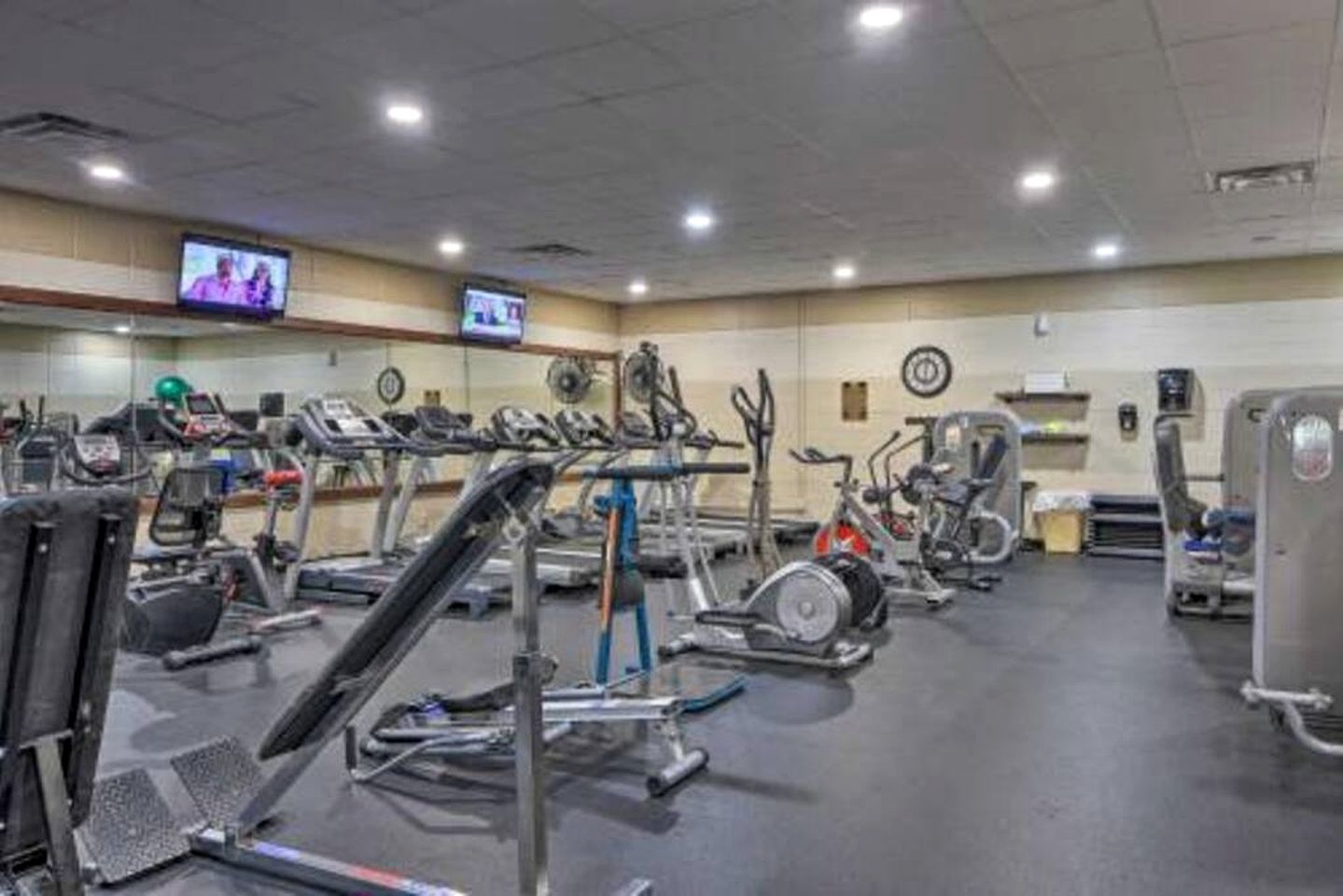 Rustic Cabin Getaway with Cozy Charm & Serene Surroundings in Gilmer County, Georgia