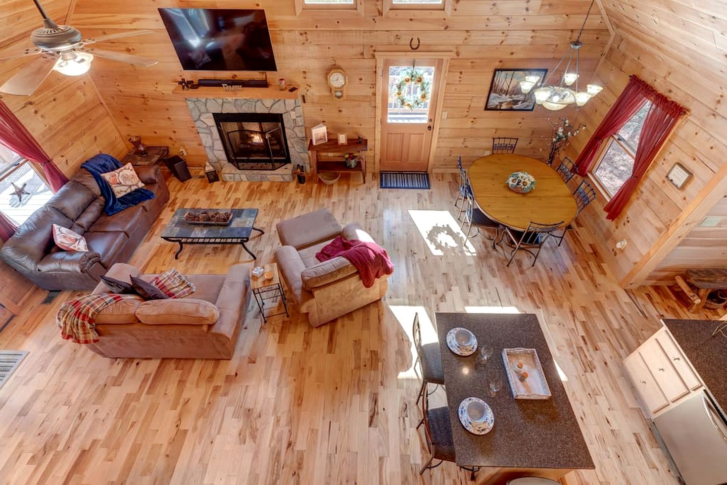 Rustic Cabin Getaway with Cozy Charm & Serene Surroundings in Gilmer County, Georgia