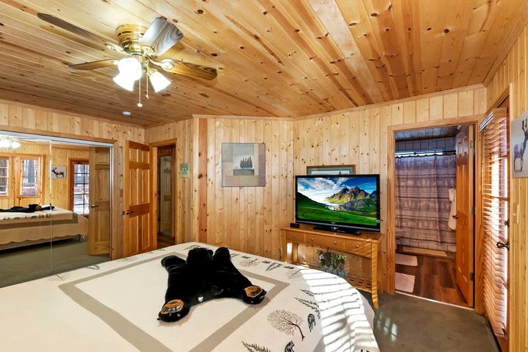 Cabins (United States of America, Big Bear Lake, California)