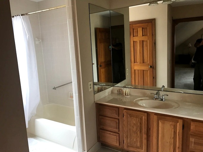 Cabins (United States of America, Franklin, Tennessee)