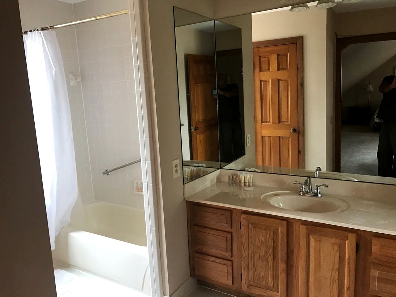 Rustic Cabin with Large Deck near Franklin, Tennessee