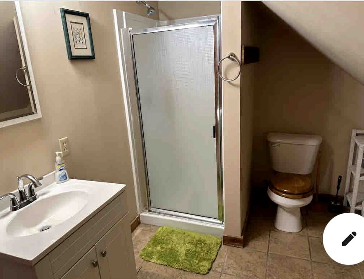 Rustic Cabin with Large Deck near Franklin, Tennessee