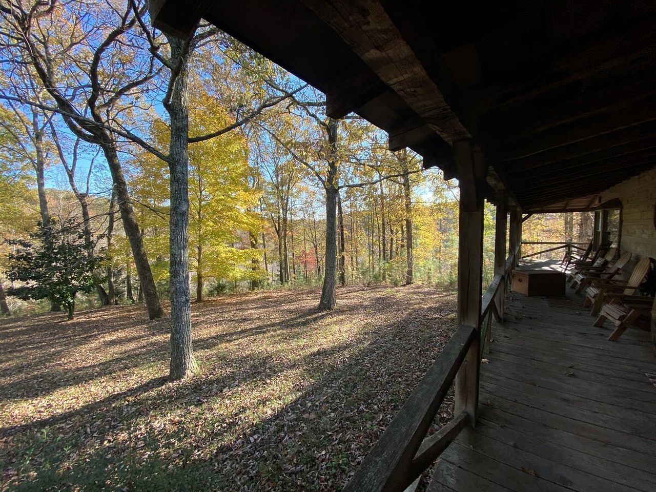 Rustic Cabin with Large Deck near Franklin, Tennessee