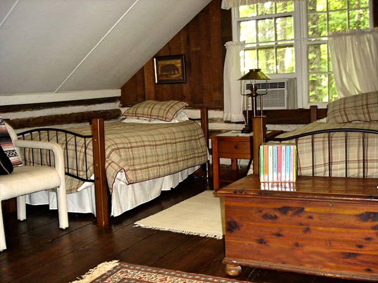Rustic Cabin Getaway near Flint River in Thomaston, Georgia
