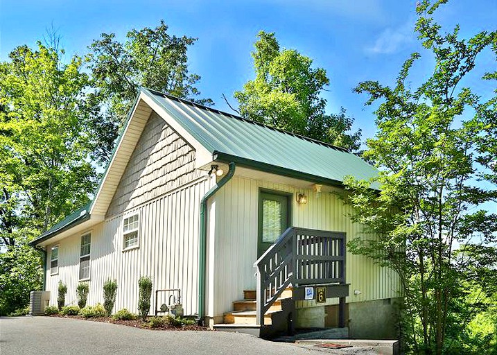 Cabins (Pigeon Forge, Tennessee, United States)