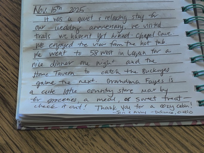 Cabins (United States of America, Rockbridge, Ohio)