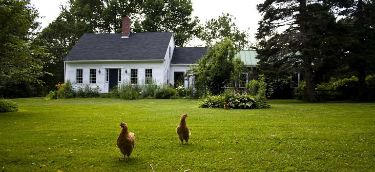 Cabins (Whitefield, Maine, United States)