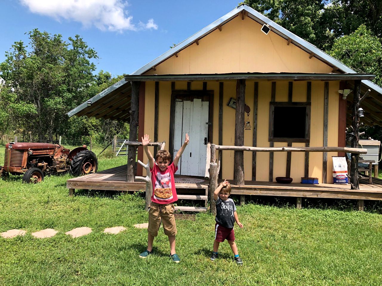 Rustic Cabin Rental on a Charming Farm near Orlando, Florida