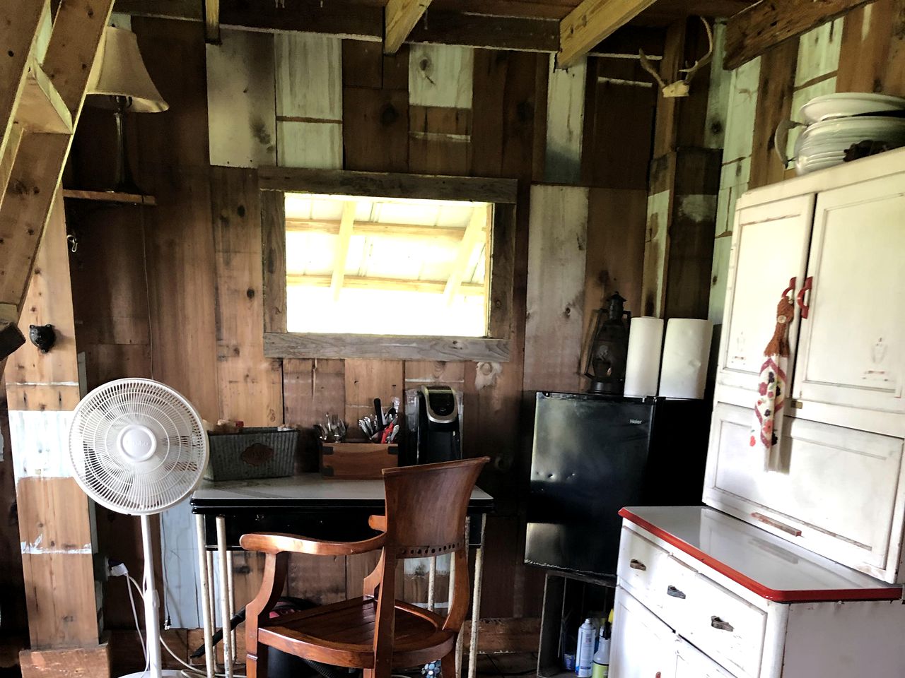 Rustic Cabin Rental on a Charming Farm near Orlando, Florida