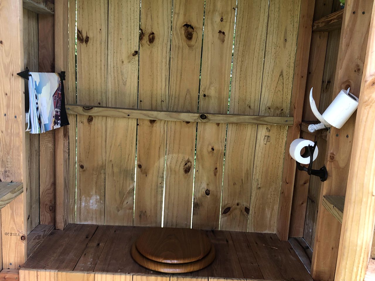 Rustic Cabin Rental on a Charming Farm near Orlando, Florida