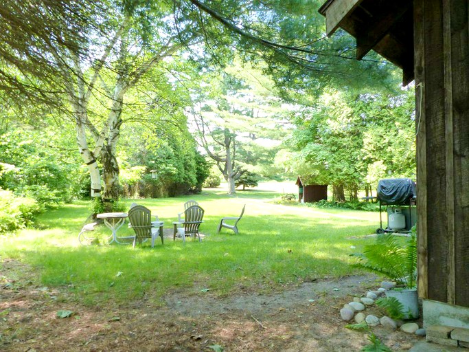 Cabins (Manistee, Michigan, United States)