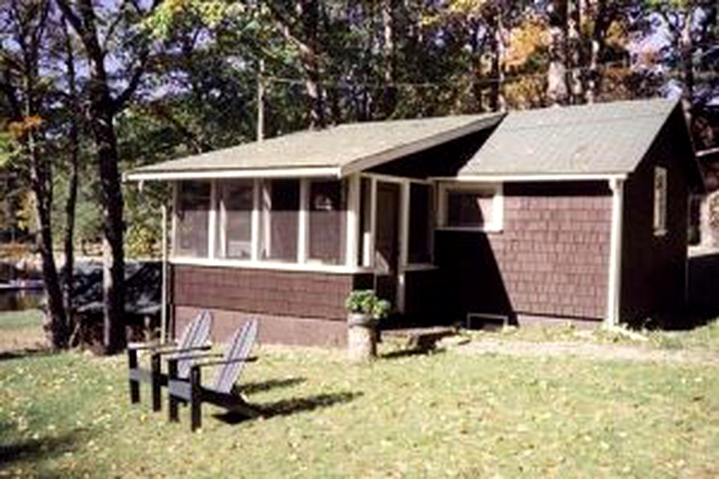Cabin Rental on Nicatous Lake, Maine