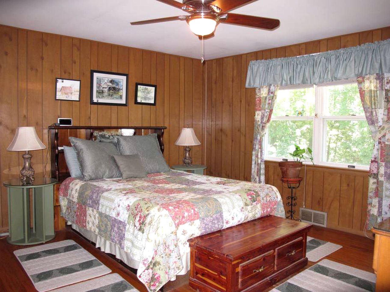 Cabin Rental near Meramec State Park, Missouri