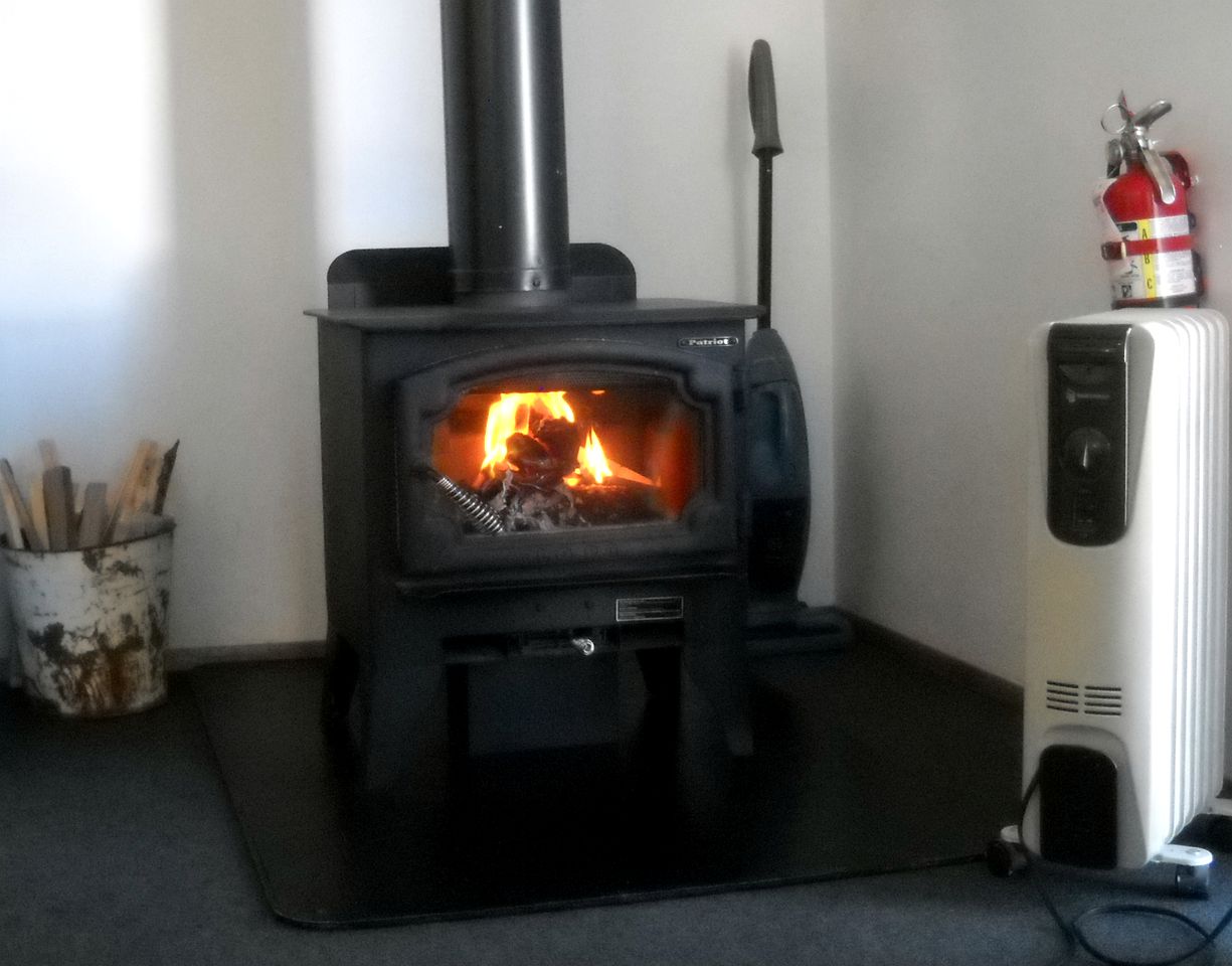 Rustic Cabin Rental with Horse Boarding in the Gorgeous Okanogan Highlands