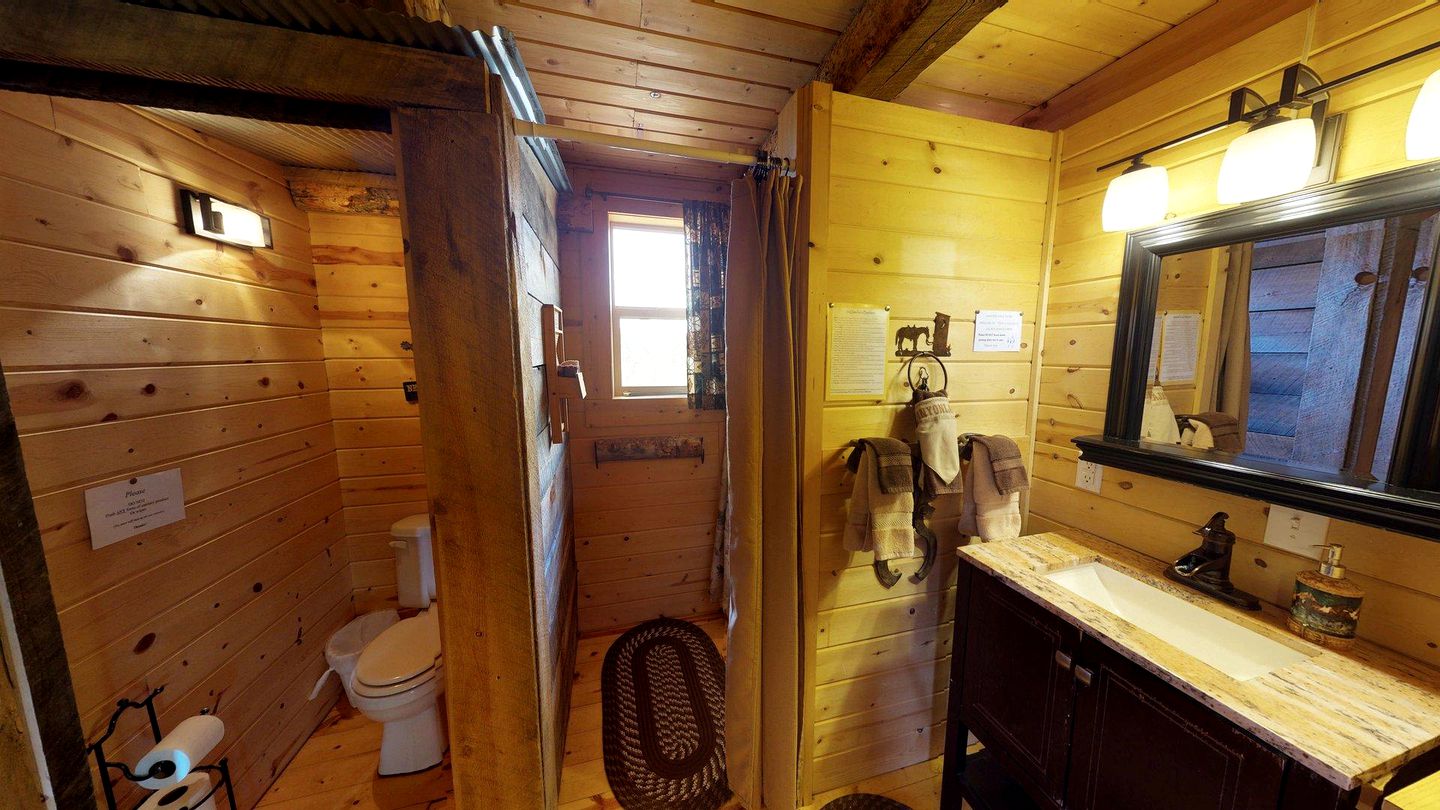 Canyon Lands Lodging Ranch Cabin, Cabins, Monticello, United States