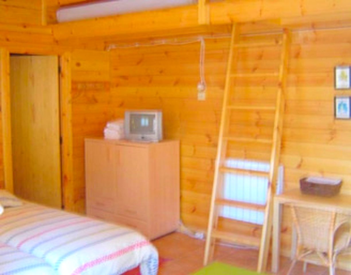 Rustic Cabin Rentals in the Gorgeous Region of Valencia, Spain