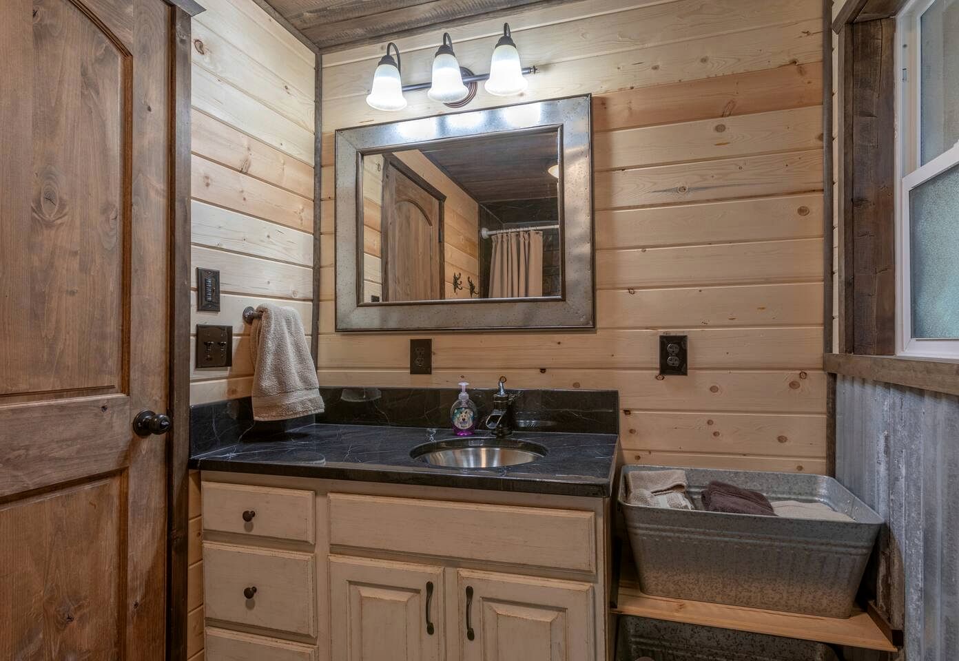 Spacious Rustic Cabin with Hot Tub and Game Loft Near Trails in Island Park, Idaho