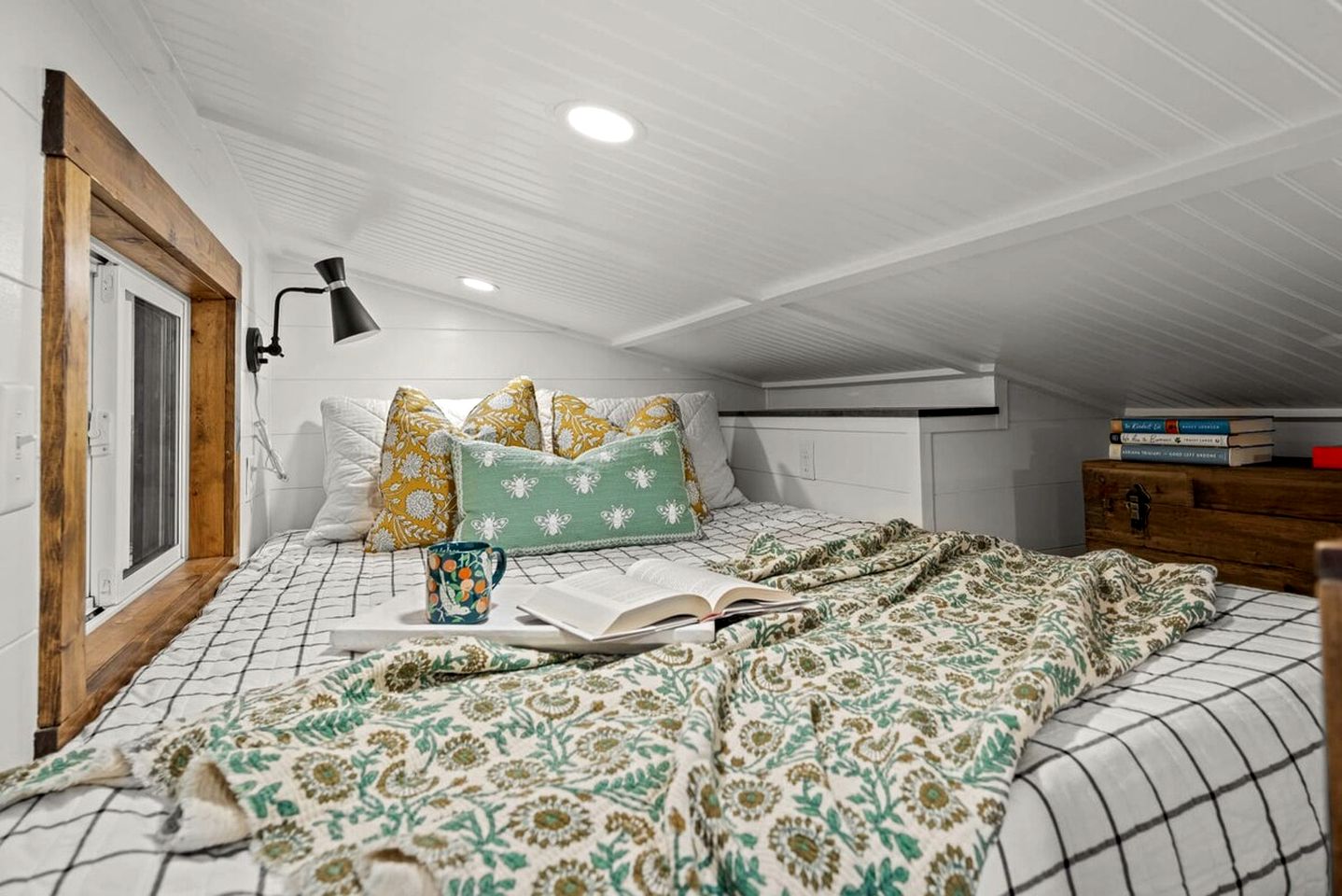 Off-Grid Cabin Surrounded by Trees in Pineville, Missouri