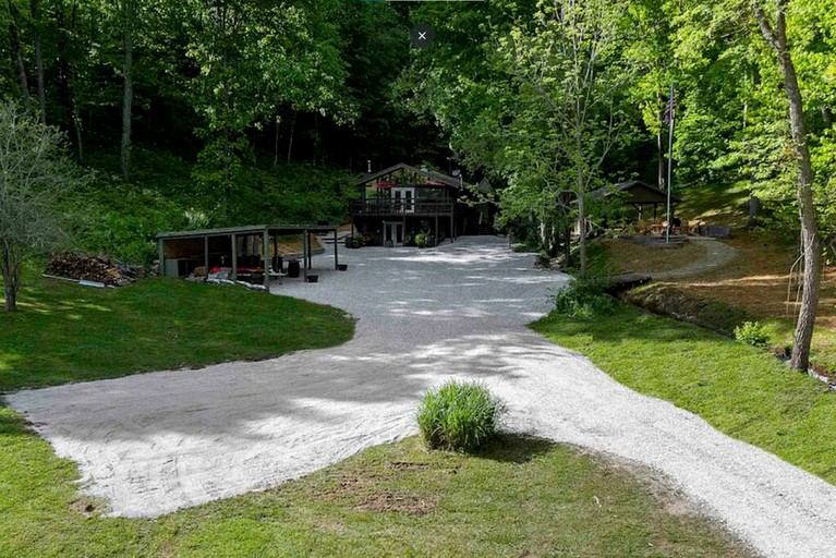 Cabins (United States of America, Speedwell, Tennessee)