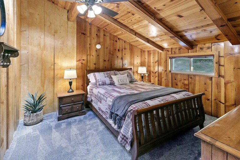 Cabins (United States of America, Speedwell, Tennessee)