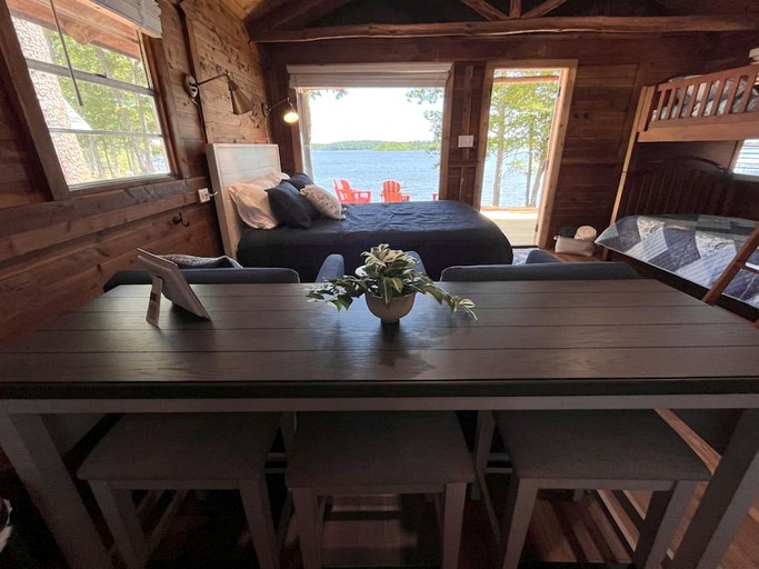 Cabins (United States of America, --, Texas)