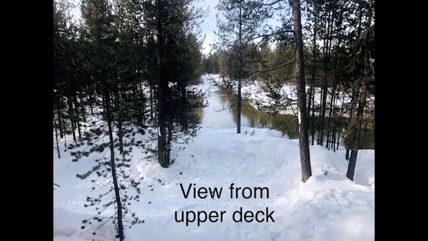 Rustic Cabin Retreat with Private Pond & Hot Tub near Island Park, Idaho