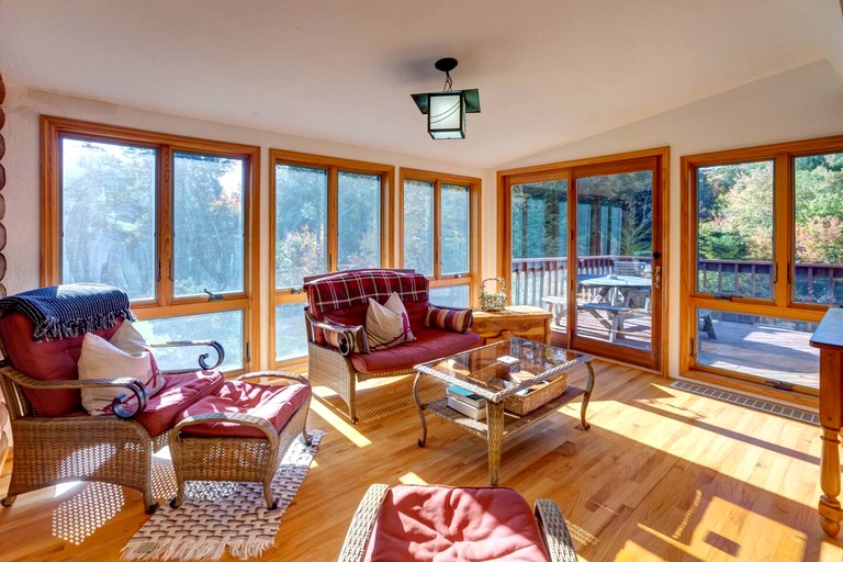 Vacation Rentals (United States of America, Pine Hill, New York)