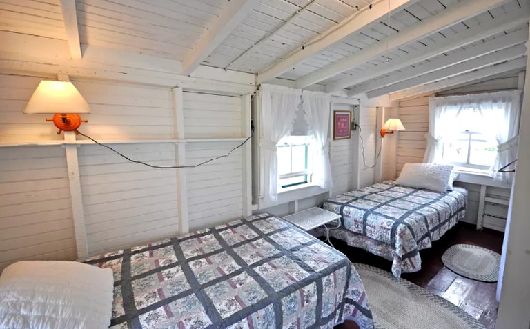 Cottages (Eastham, Massachusetts, United States)