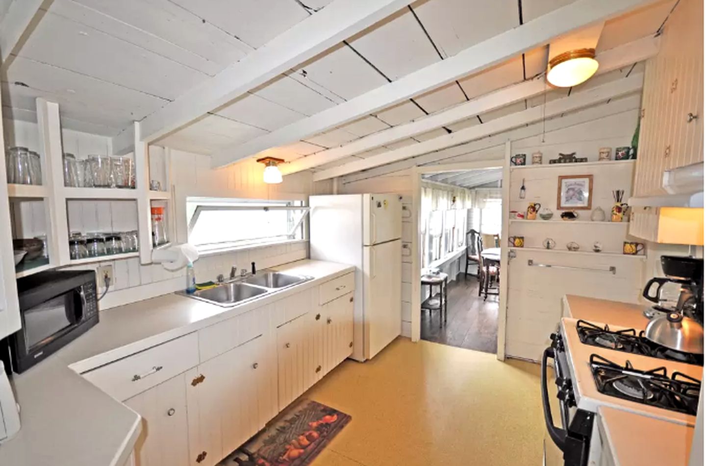 Rustic Cottage Rental on National Seashore with Ocean Views in Cape Cod