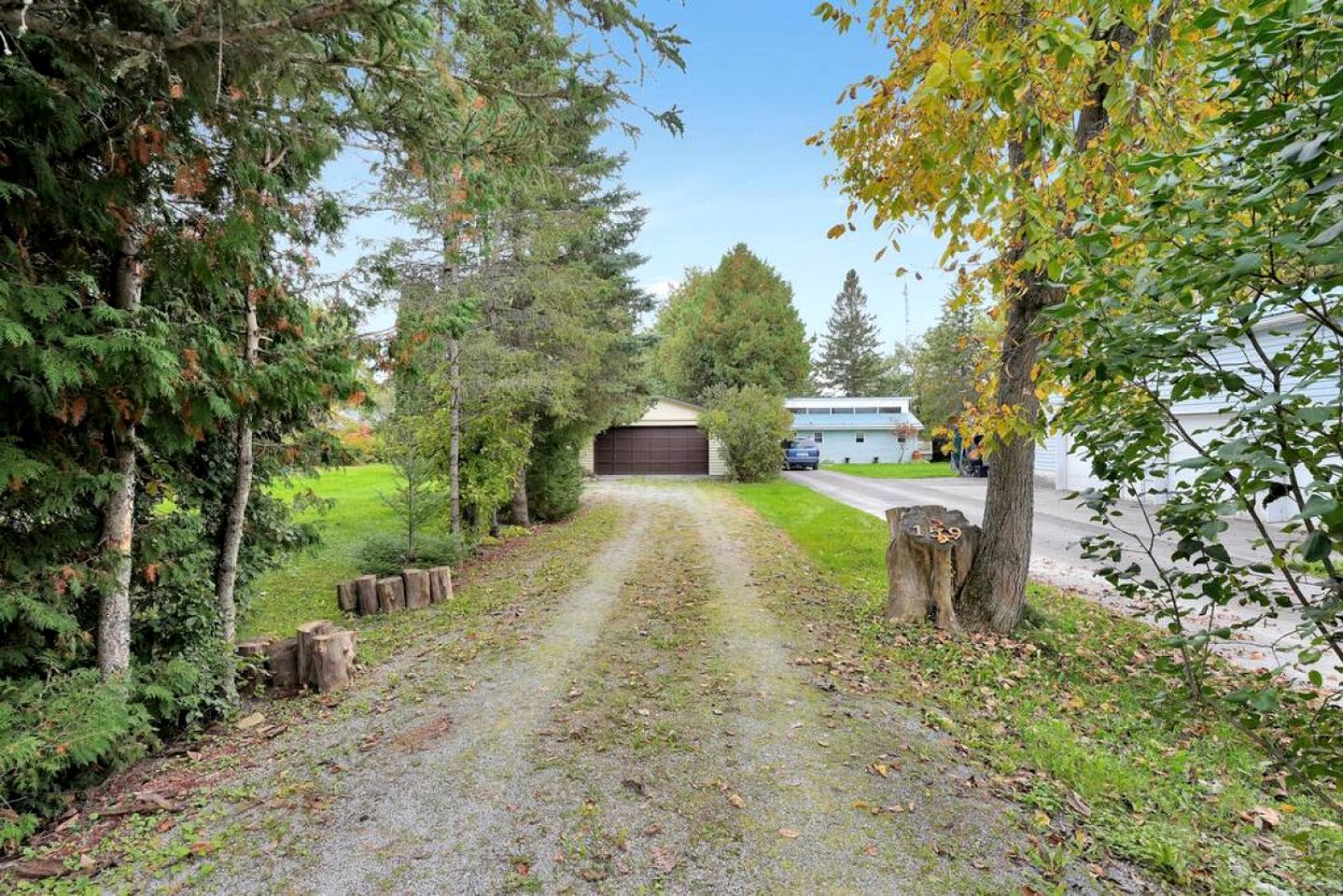 Rustic Family Cottage with Spectacular Sunset Views on Canal Lake, Near Kawartha Lakes, Ontario
