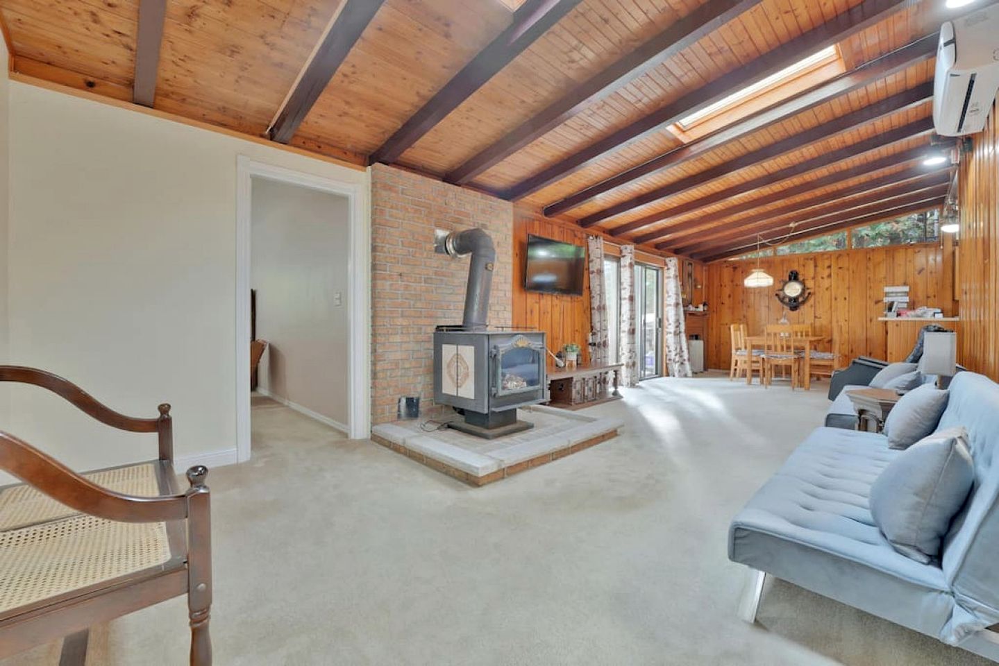 Rustic Family Cottage with Spectacular Sunset Views on Canal Lake, Near Kawartha Lakes, Ontario