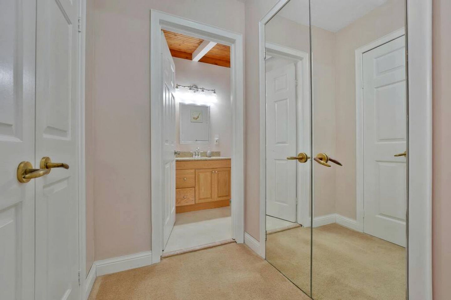 Rustic Family Cottage with Spectacular Sunset Views on Canal Lake, Near Kawartha Lakes, Ontario