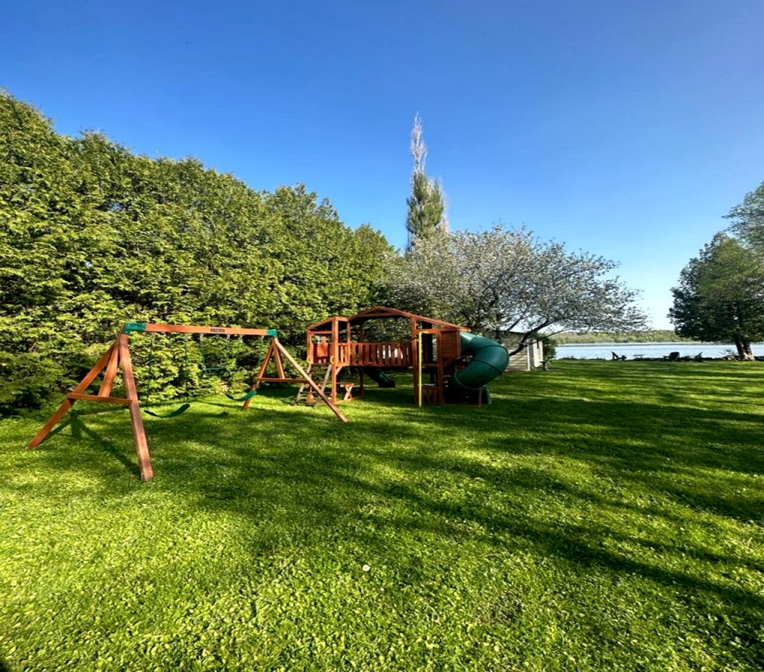 Rustic Family Cottage with Spectacular Sunset Views on Canal Lake, Near Kawartha Lakes, Ontario
