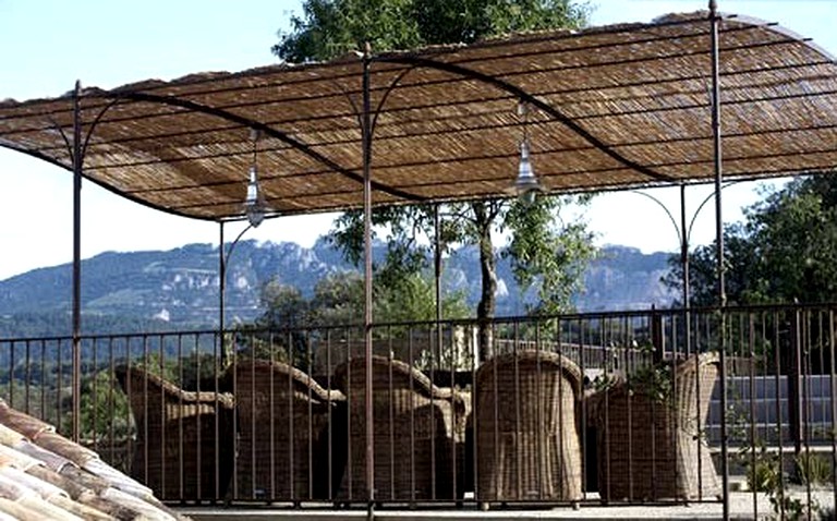 Cottages (Beaumes de Venise, Provence-Alpes-Côte d'Azur, France)